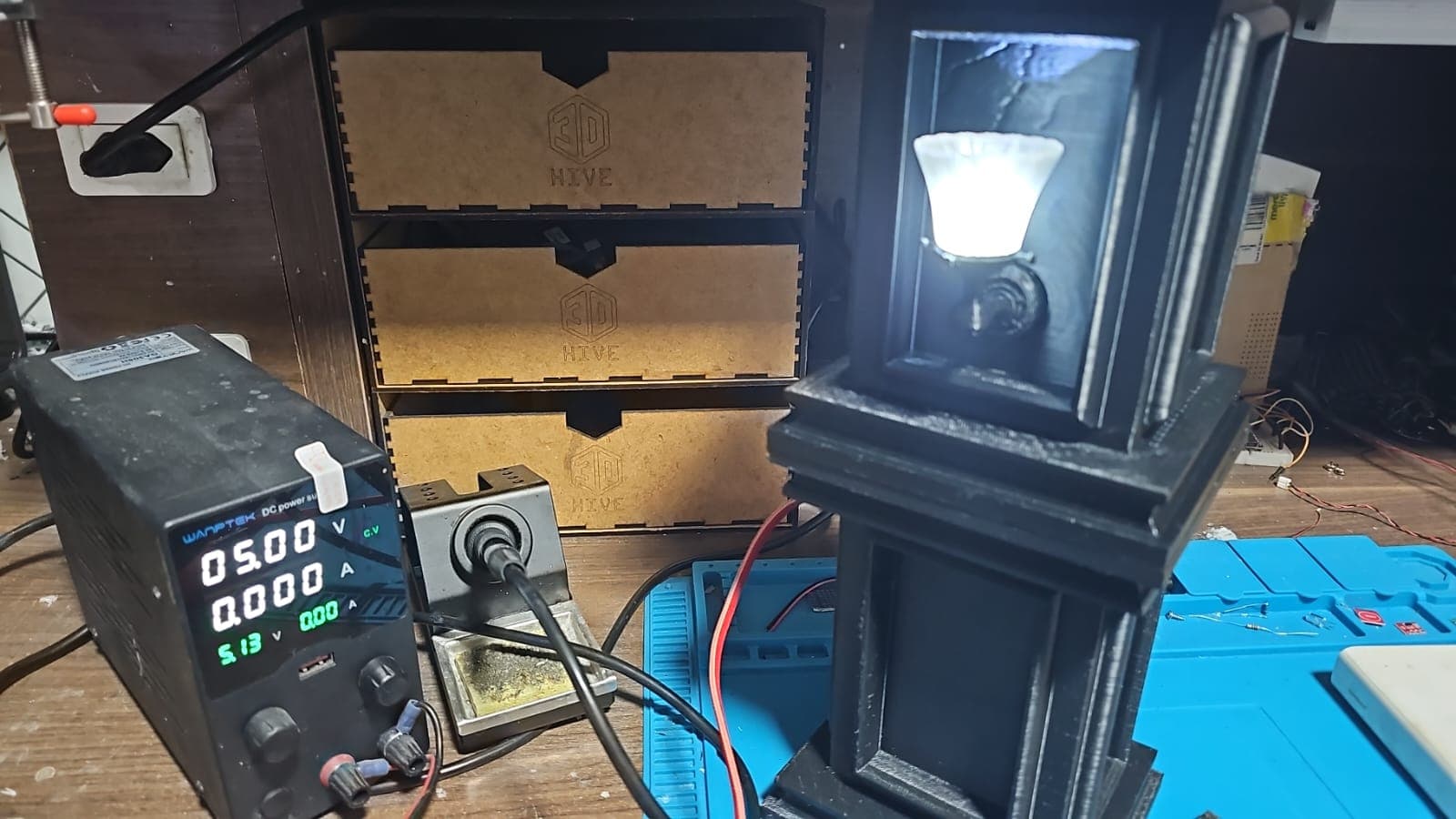 Detalhe de fiação LED